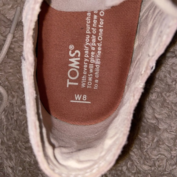 TOMS - Picture 6 of 6
